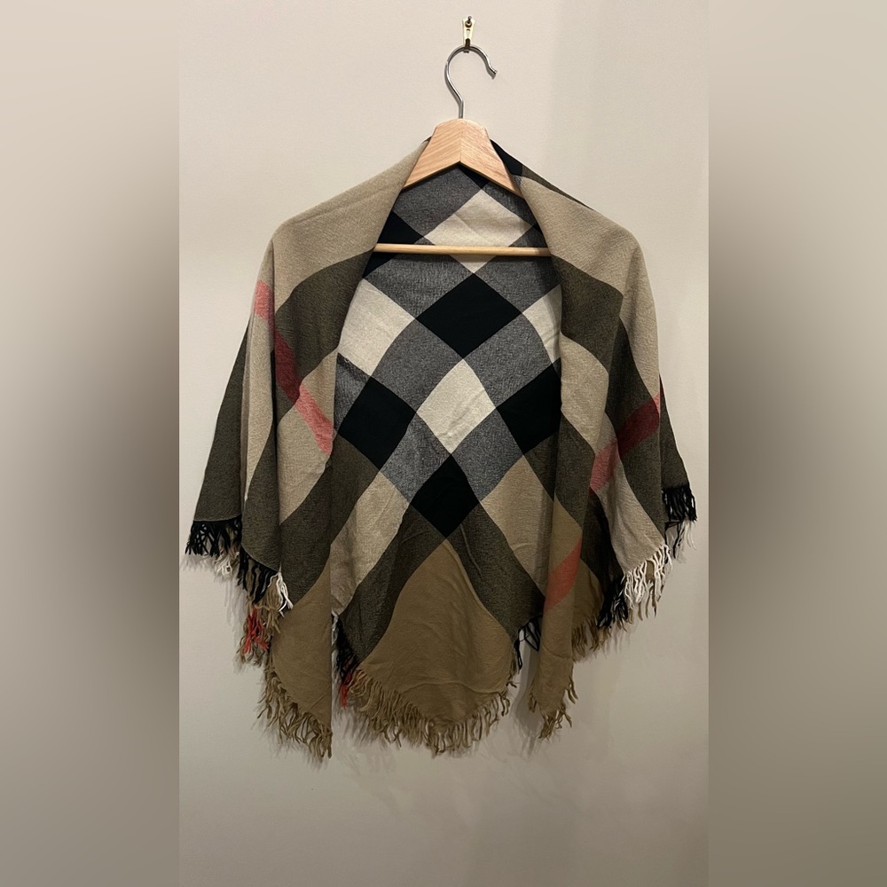 Burberry lightweight wrap